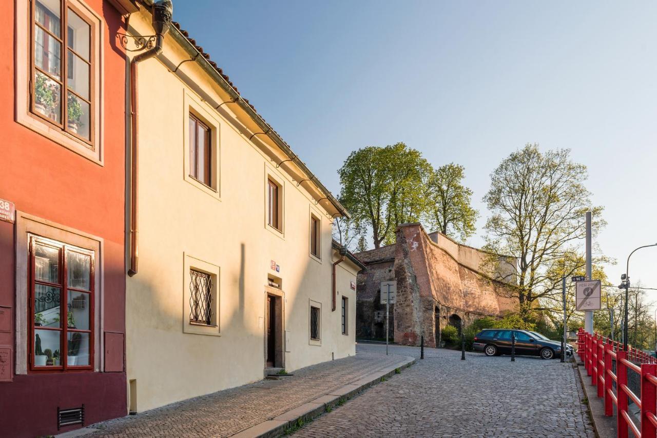 Semesterbostad Modern In A Picturesque 15th-century Building *